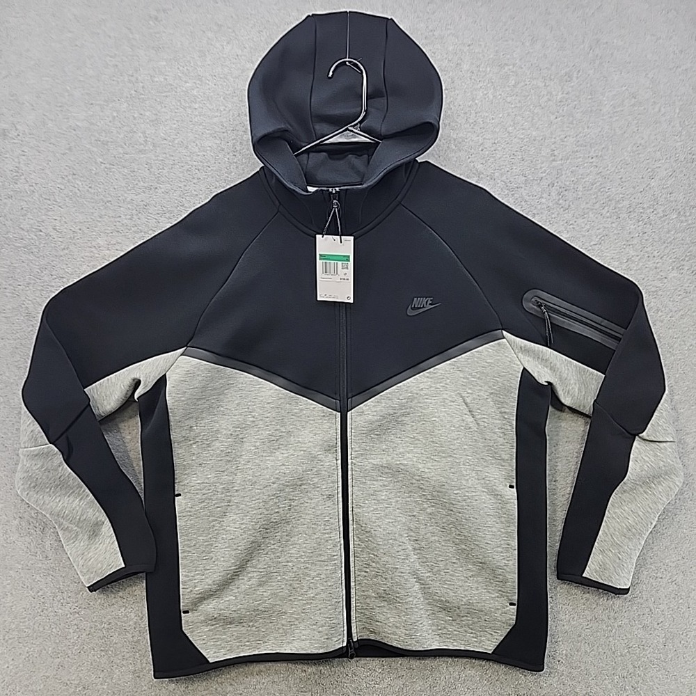 Nike Tech Fleece NWT Windrunner Black Grey HV0949-011 Size XL Full Zip Hooded